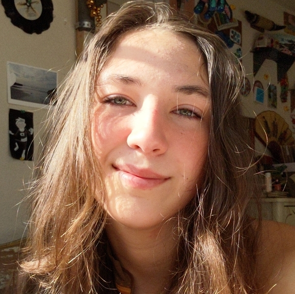 Meet your Posher, Jacqueline - Picture 2 of 2